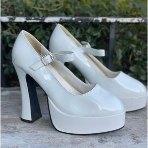 White platform stack shoes Halloween costume nurse Womens L